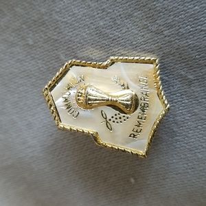 Religious pearlized panel " My First Communion " pin Vintage